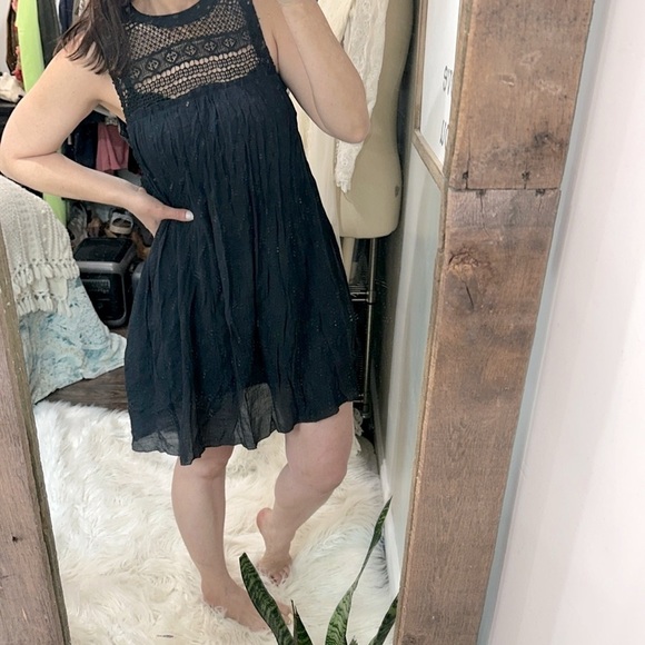 Black dress size small/medium - Picture 2 of 9